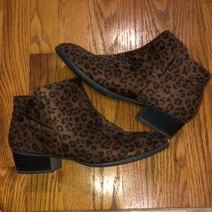 Maurices Cheetah Booties